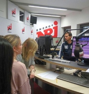 Besuch im Studio bei Radio Energy. - Leopold-Ullstein-Schule