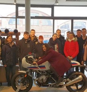 Besuch im BMW Motorradwerk in Spandau. - Leopold-Ullstein-Schule